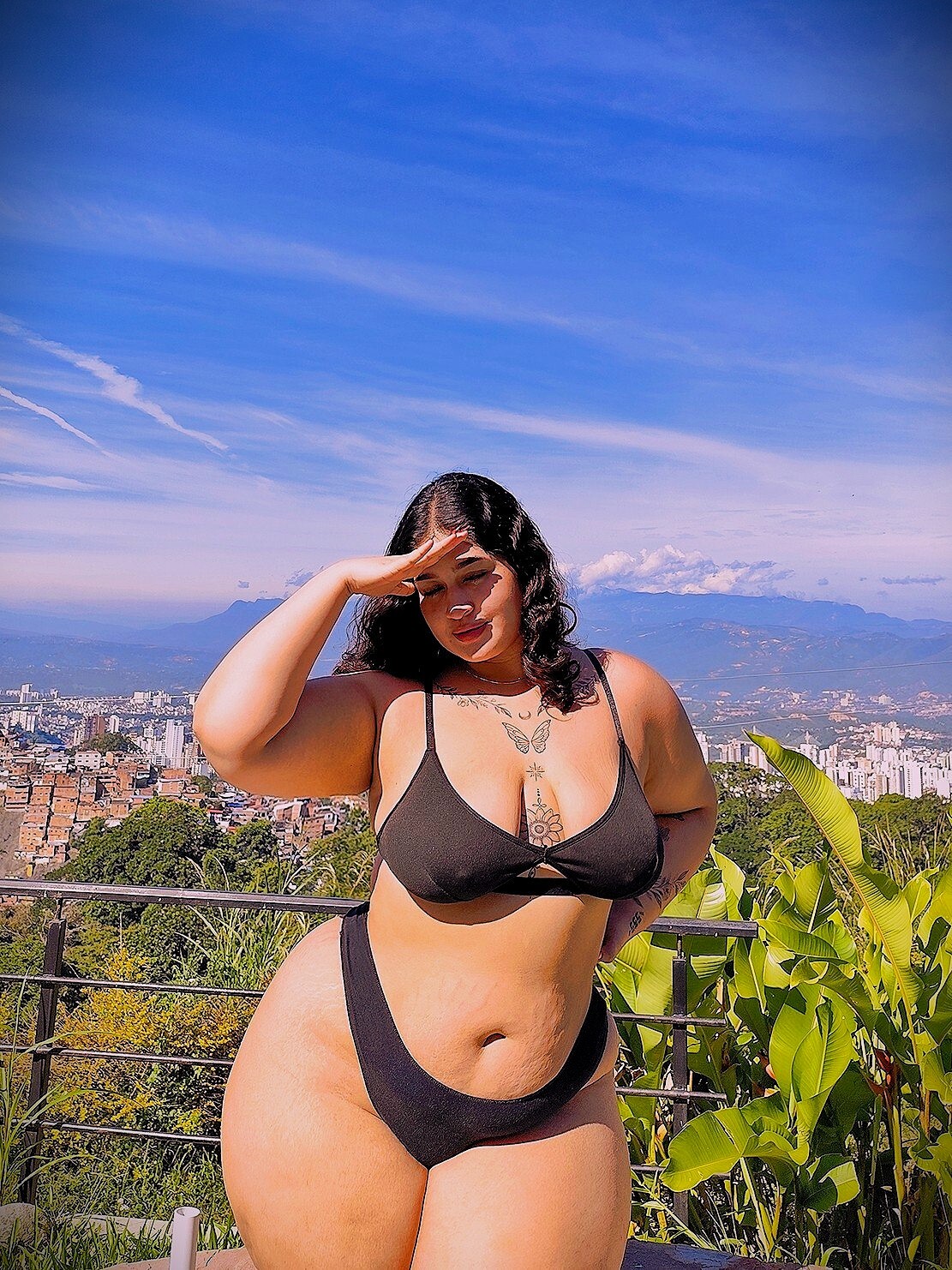 MelaniRoberts picture 3