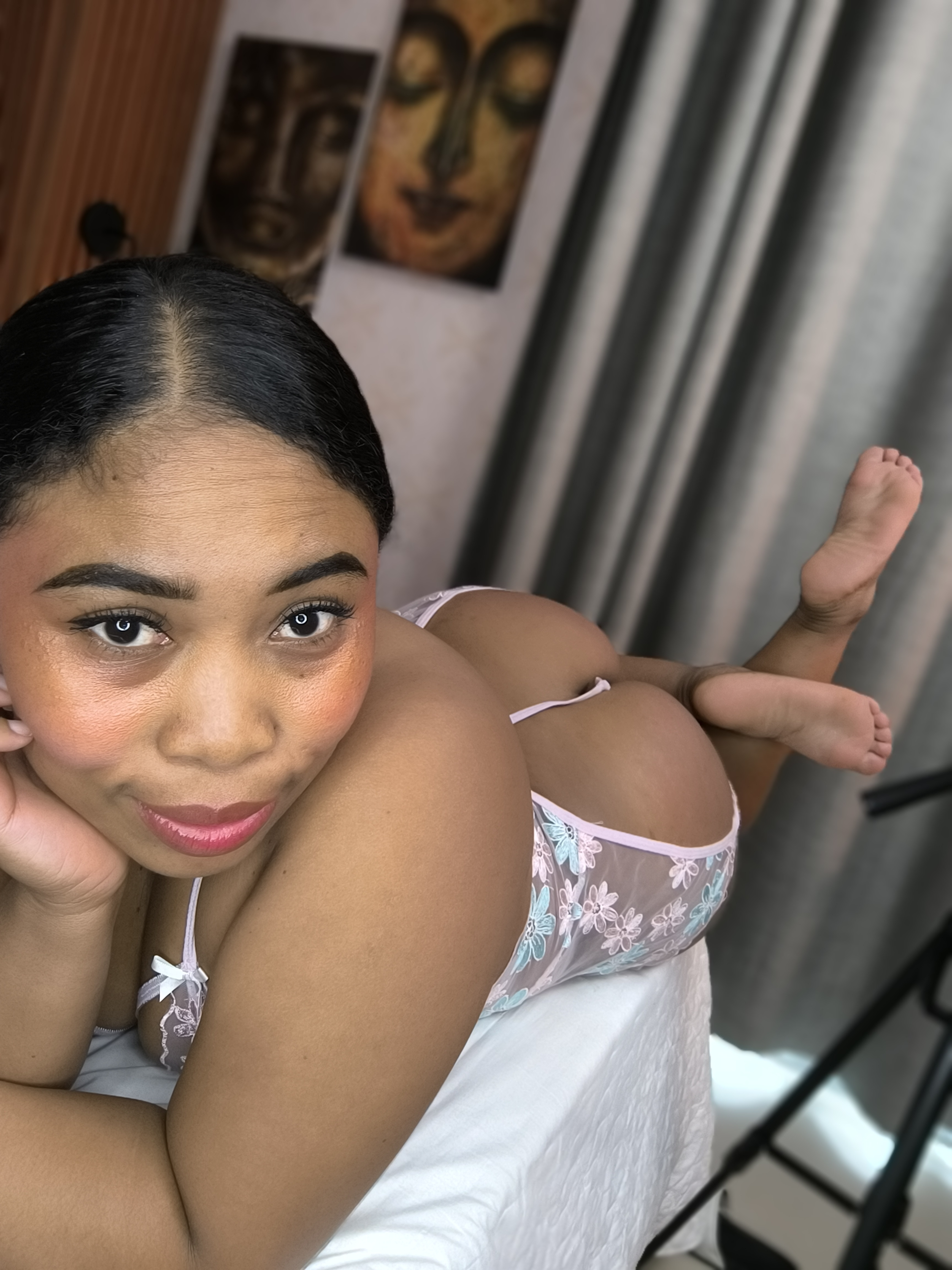 naylarose from Jerkmate