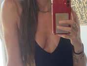 Chat Live with CharlieVelvet  43 year old Amateur Cam Girl from The United Kingdom Photo
