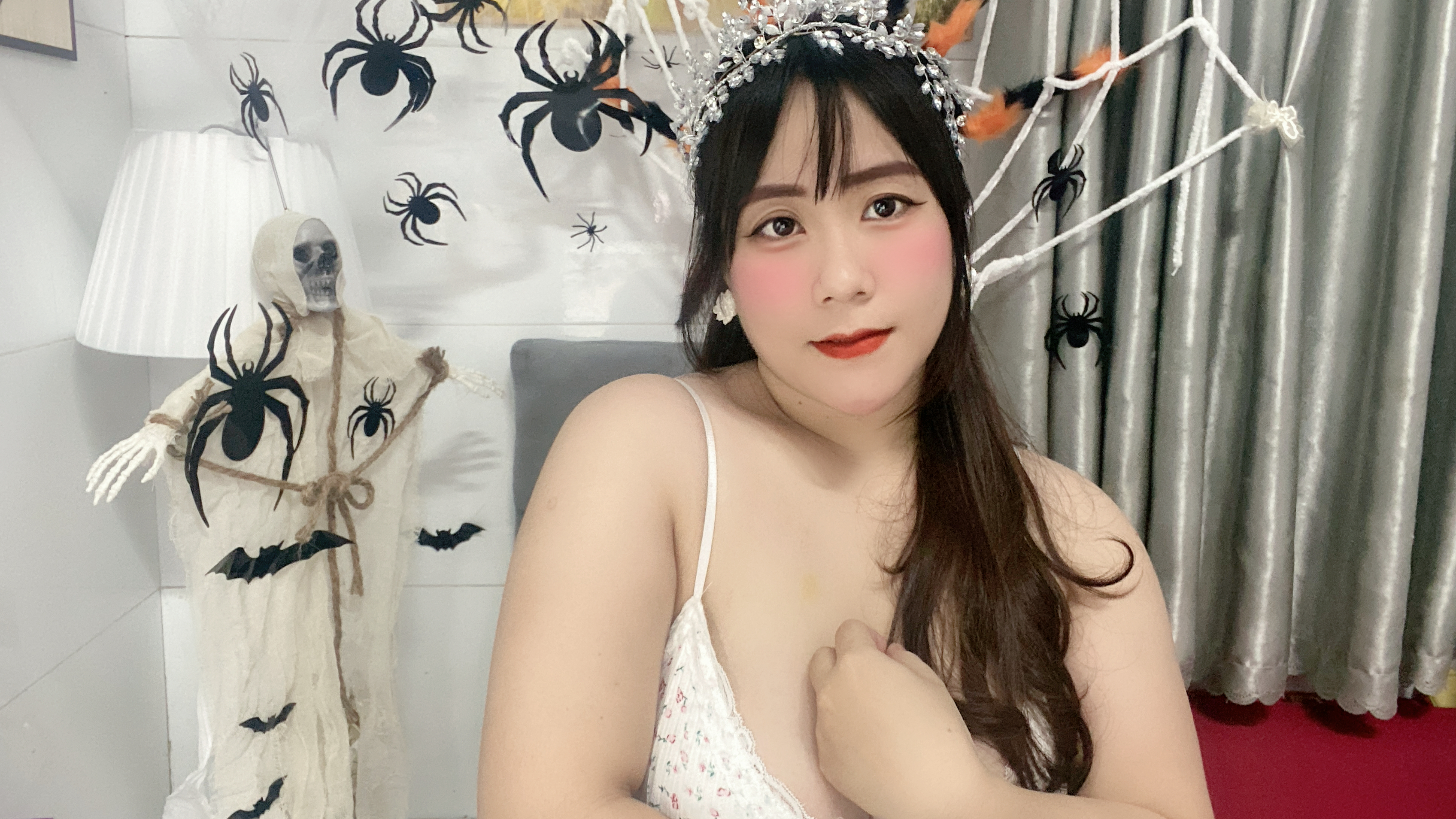 hellenlucky from Jerkmate