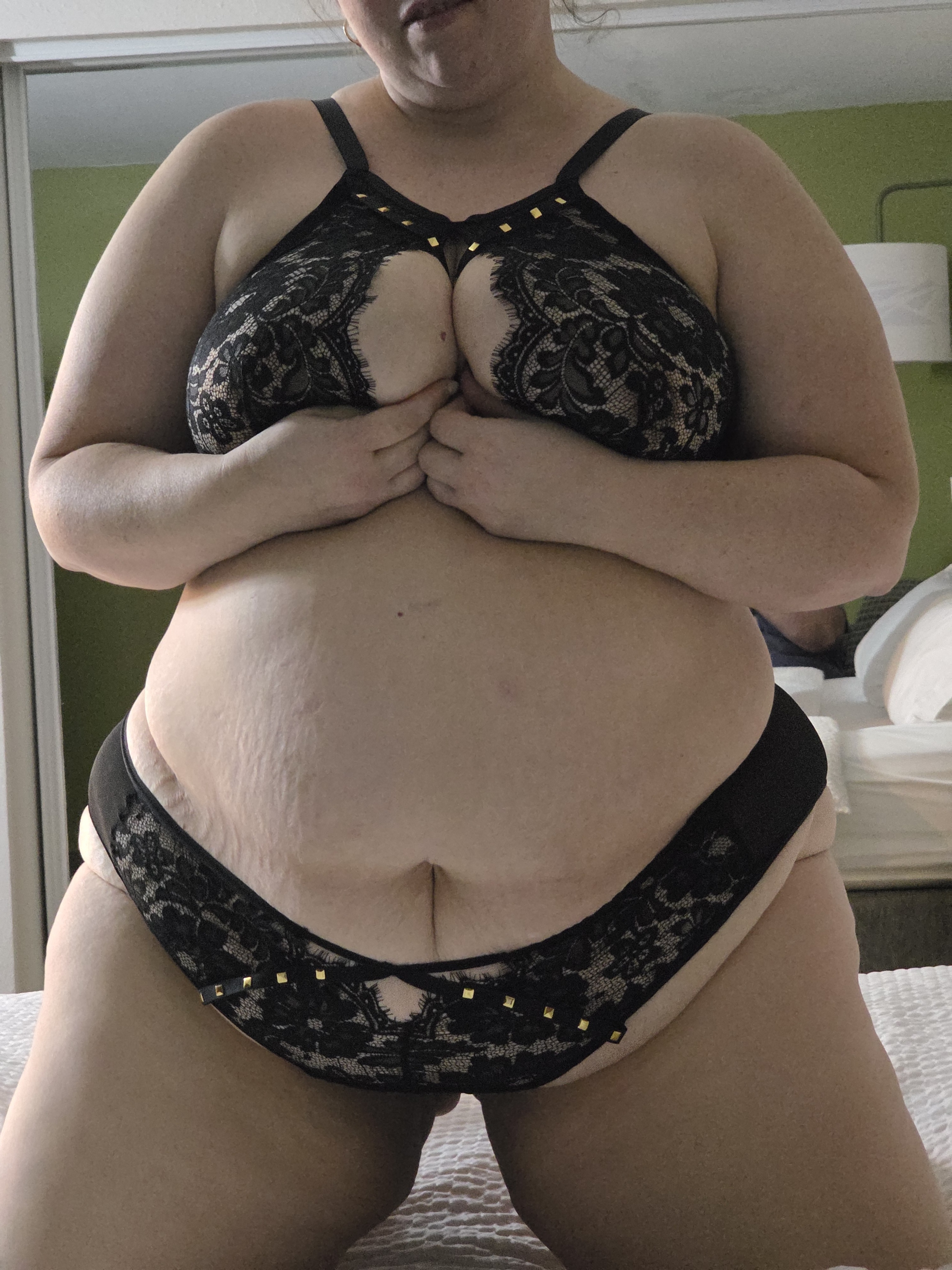 BustyVixen1984