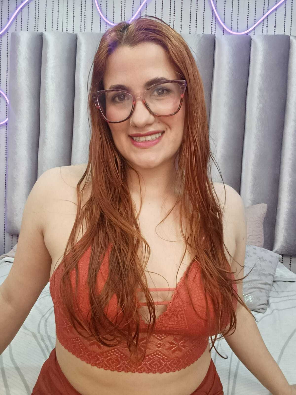 ALICECARVAJAL picture 1