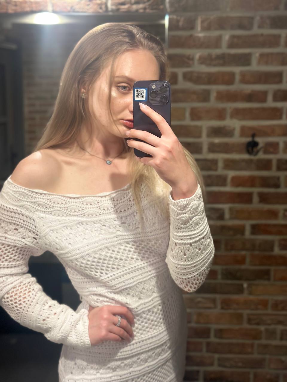 zoi_doll from Jerkmate