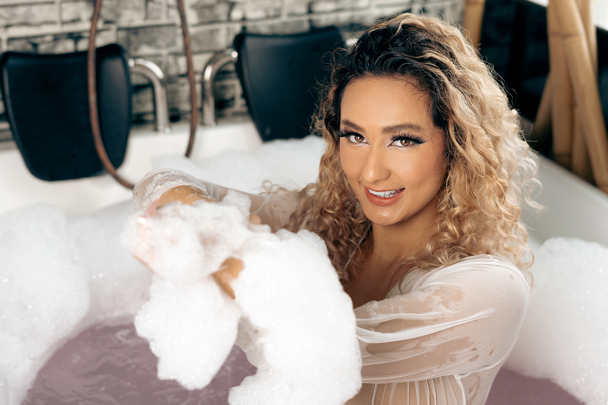 FloraSaenzX picture 5