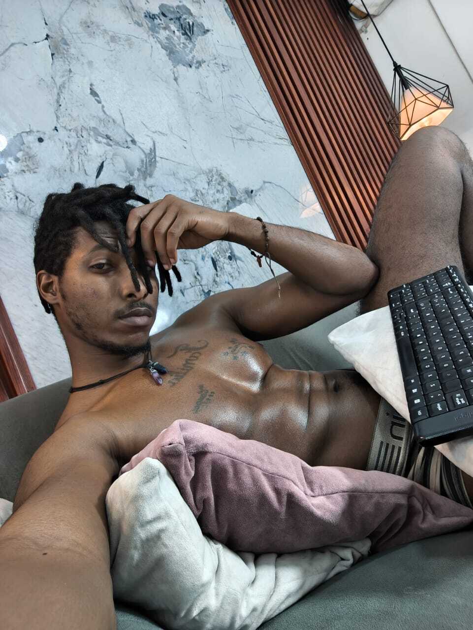 troyhank