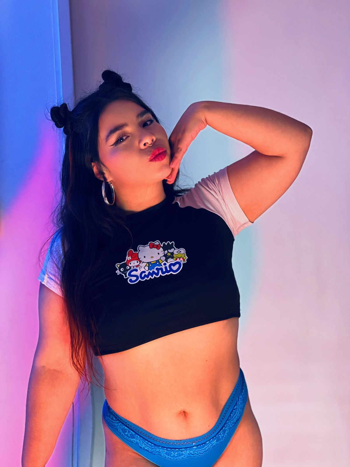 LianyTaylor picture 8