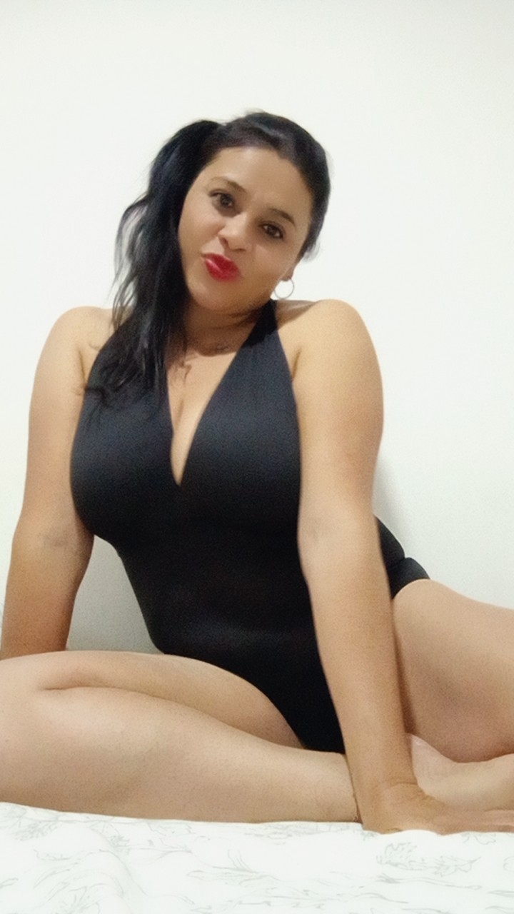 susana33 from Jerkmate