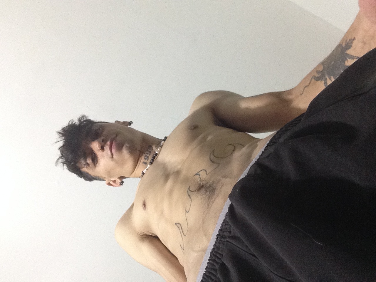 ALEJO_GREYX
