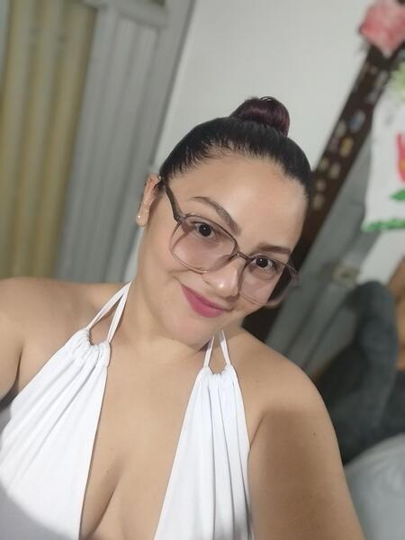 alejandrafrost from Jerkmate