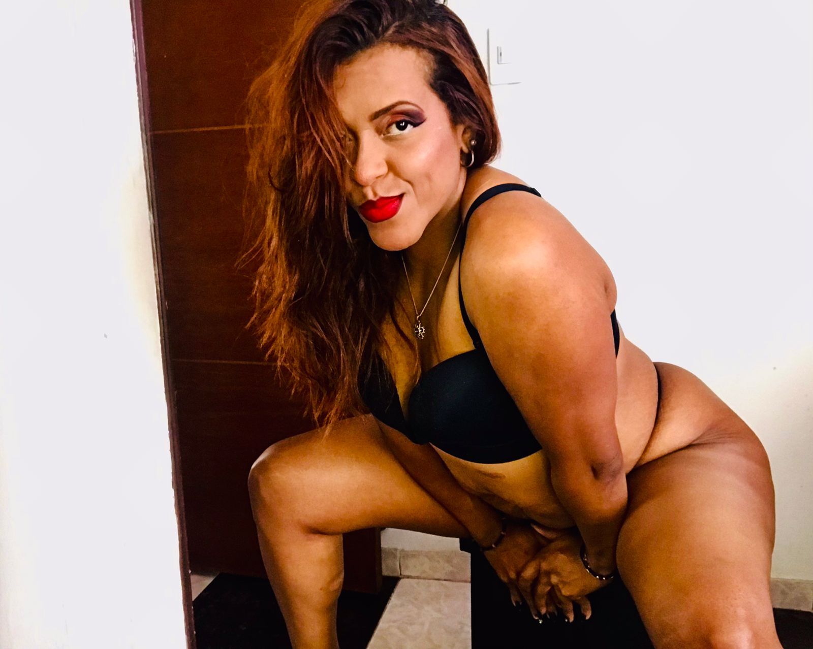 shamanthafox from Jerkmate