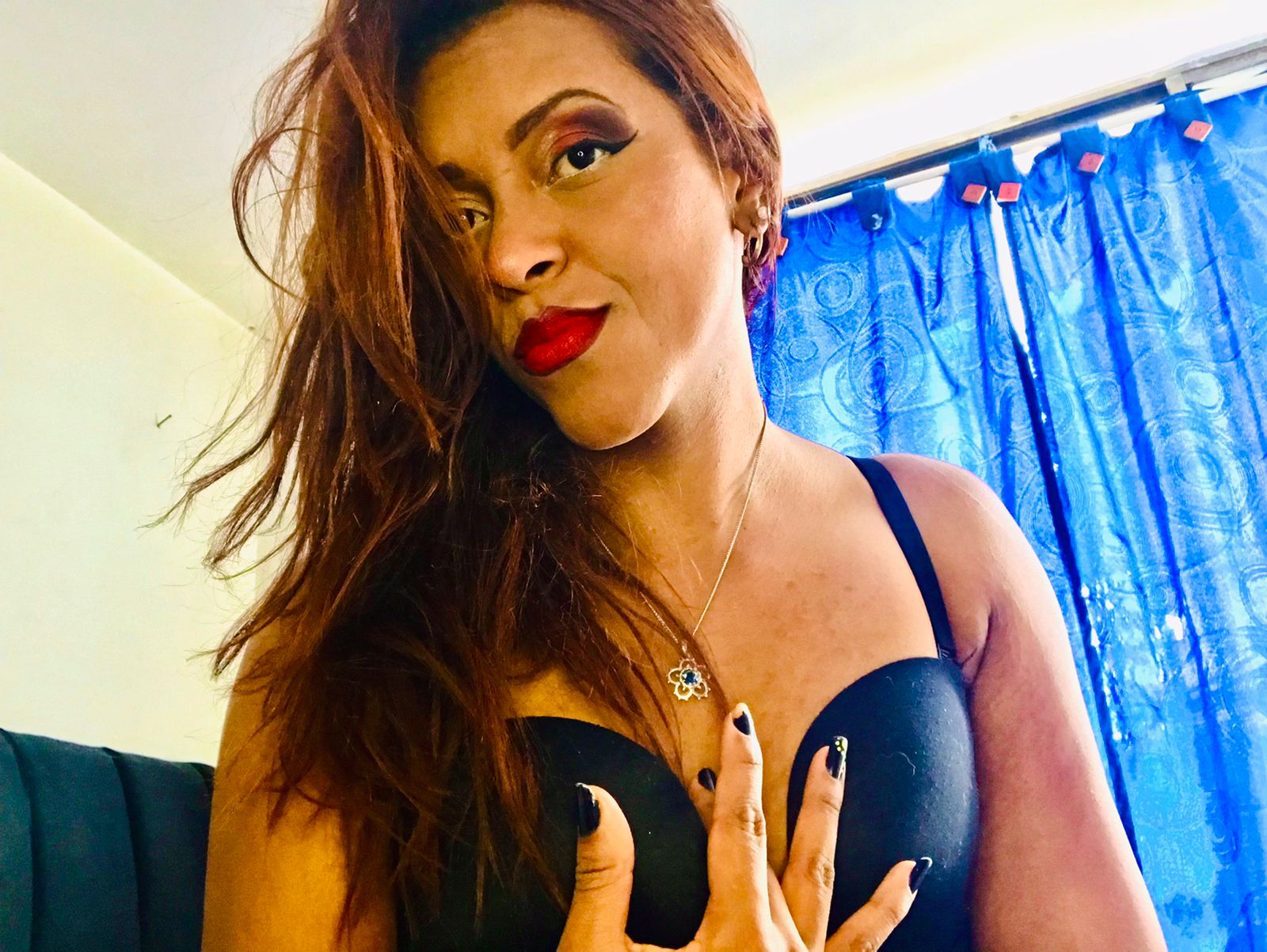 shamanthafox from Jerkmate