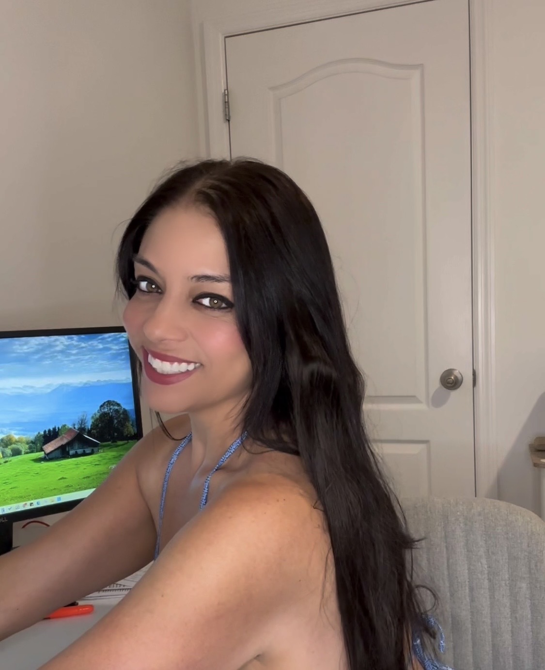 delina_lake from Jerkmate