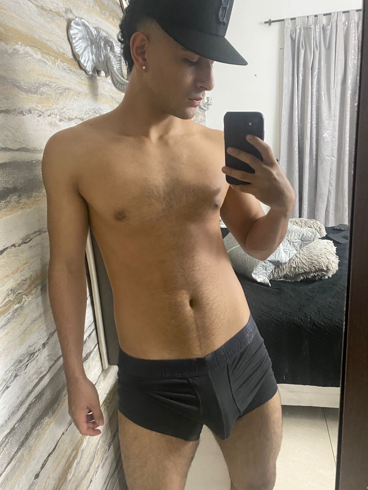 IamAres