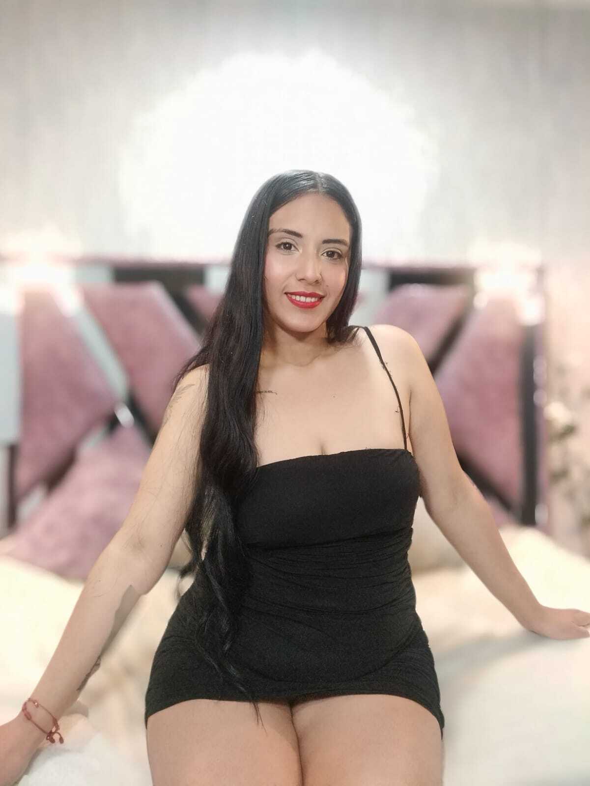 emilygala from Jerkmate