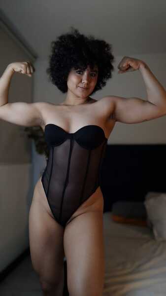 martinaruis from Jerkmate