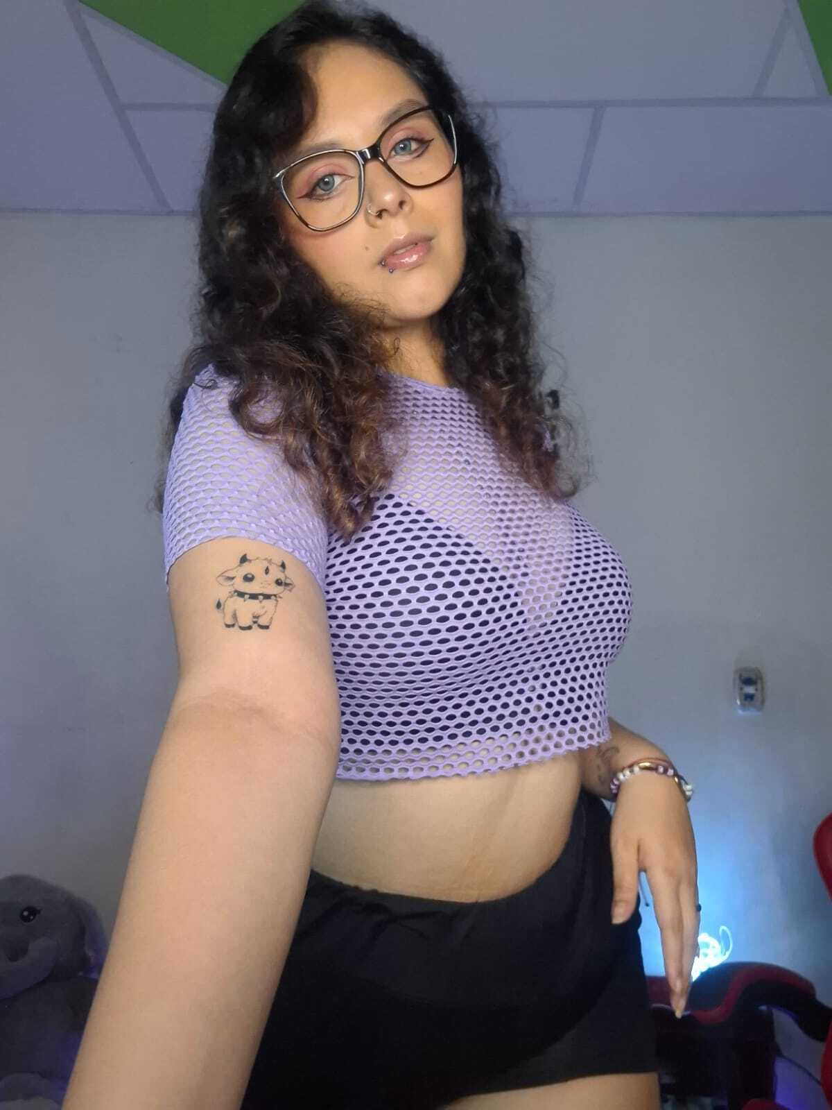 Miss_kitty18 picture 7
