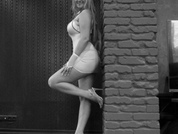 bustybeauty18 pic
