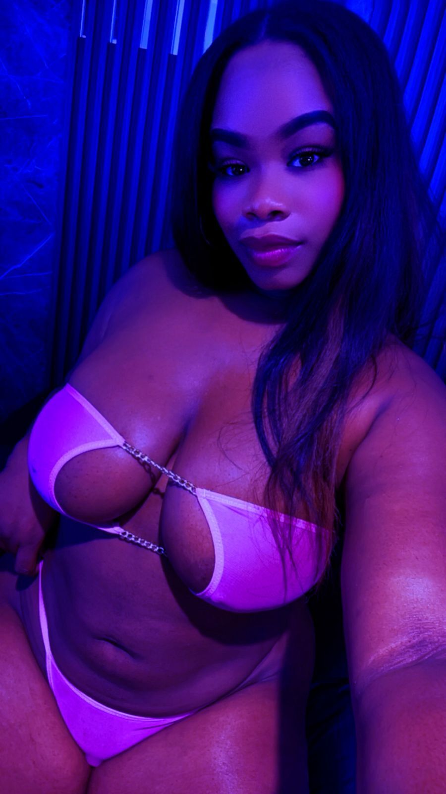 saraievans from Jerkmate
