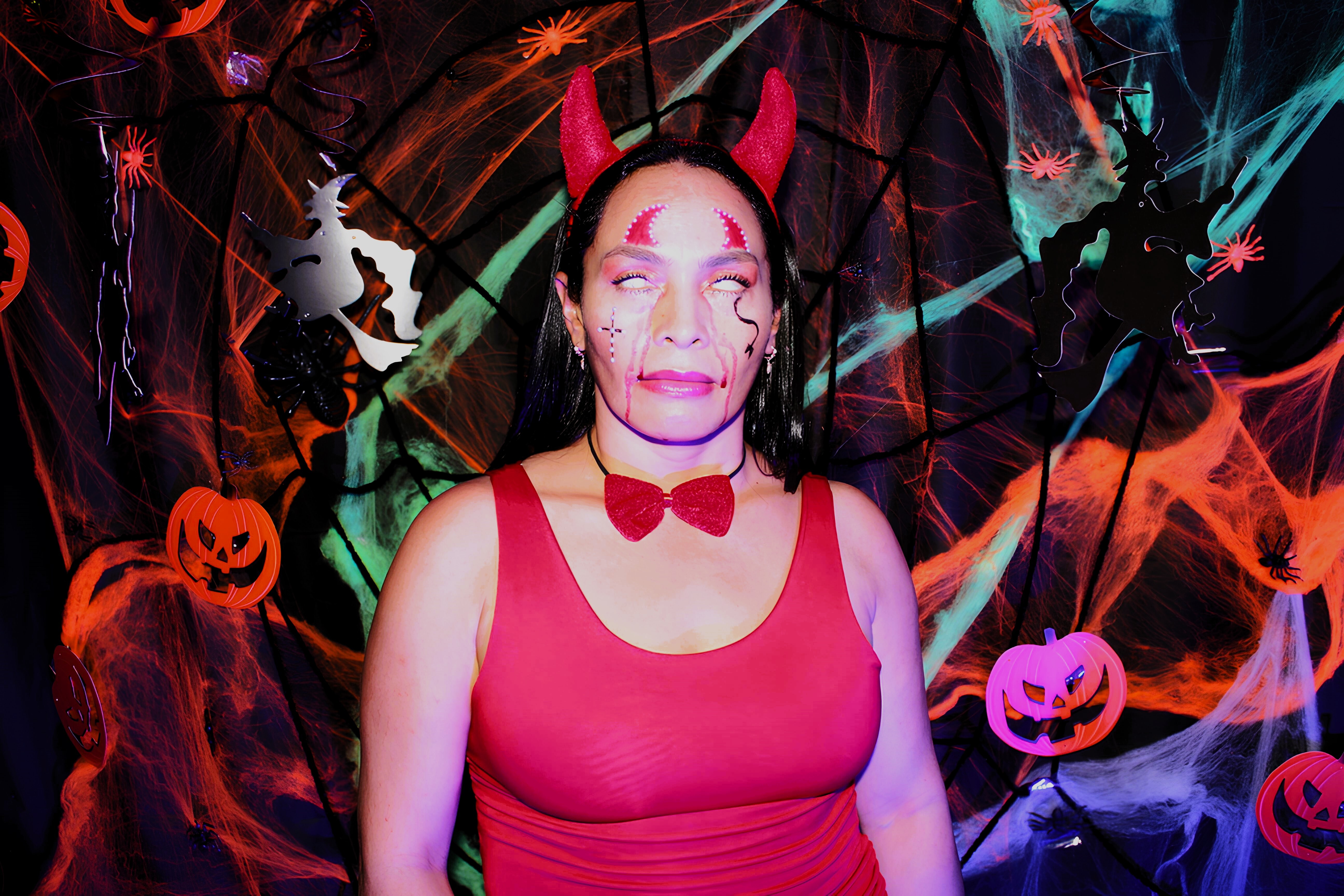 lucianaramirez18 from Jerkmate