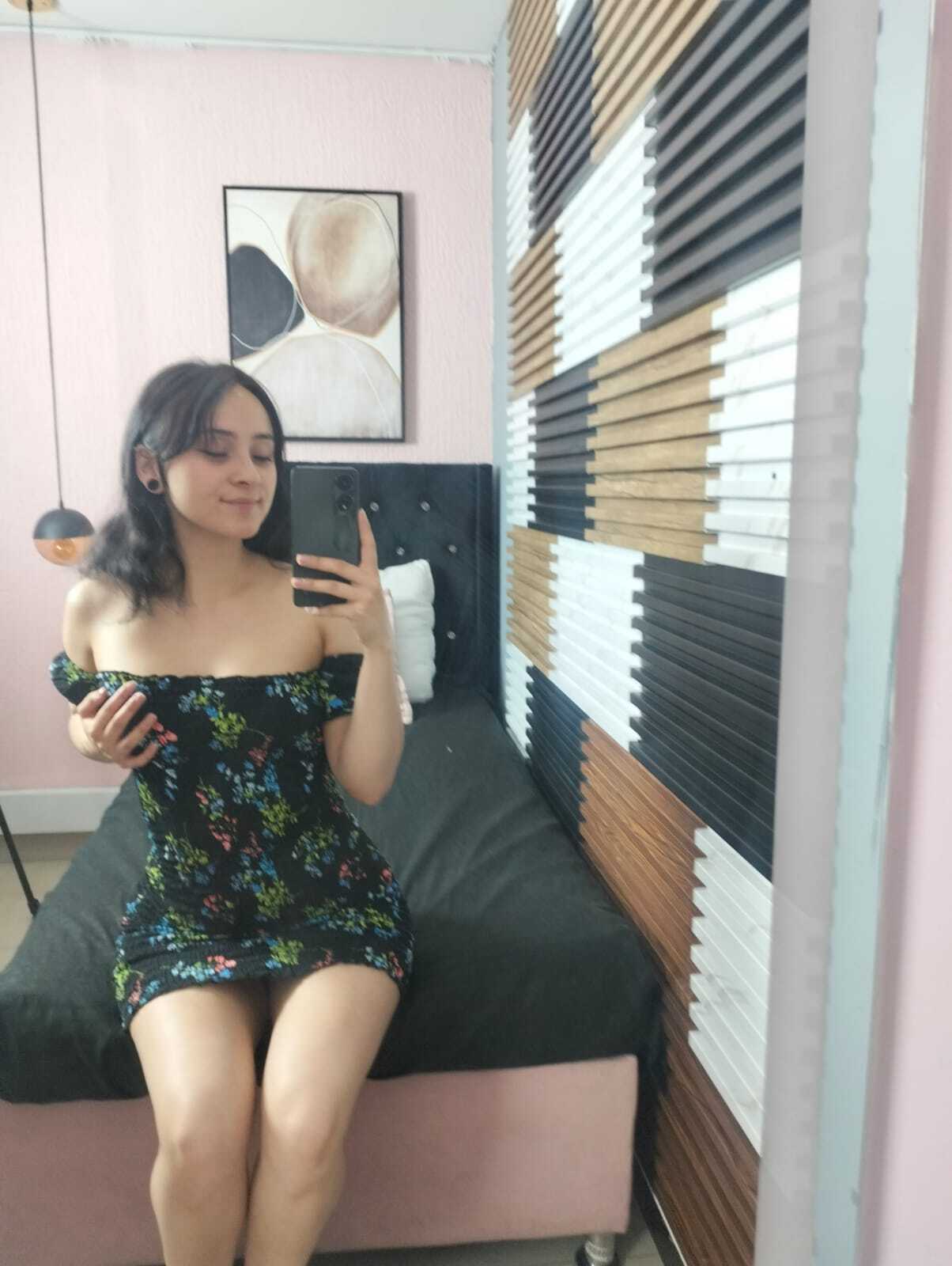 annielamberth from Jerkmate