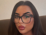 Chat Live with Bonniemaexx  29 year old Amateur Cam Girl from The United Kingdom Photo
