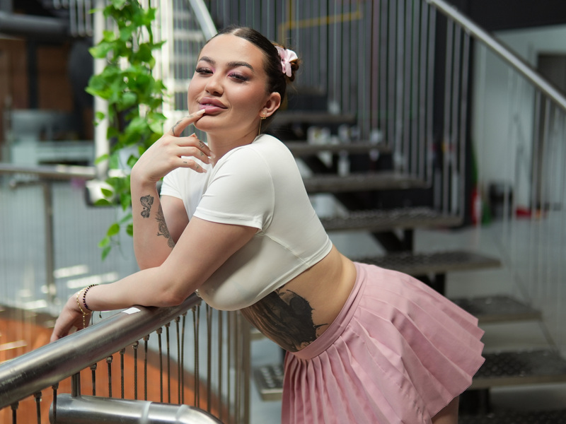 aryadeluna from Jerkmate