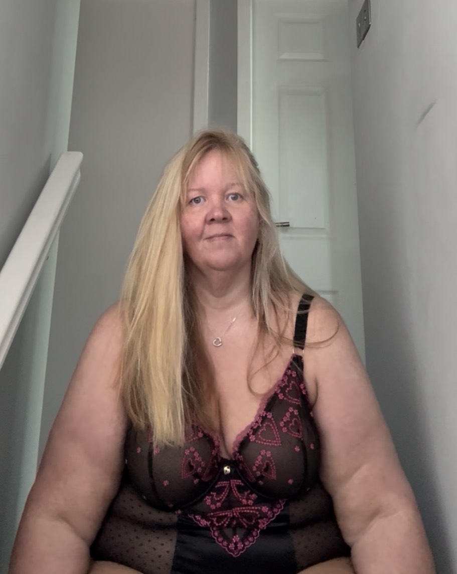 CurvyDanielle