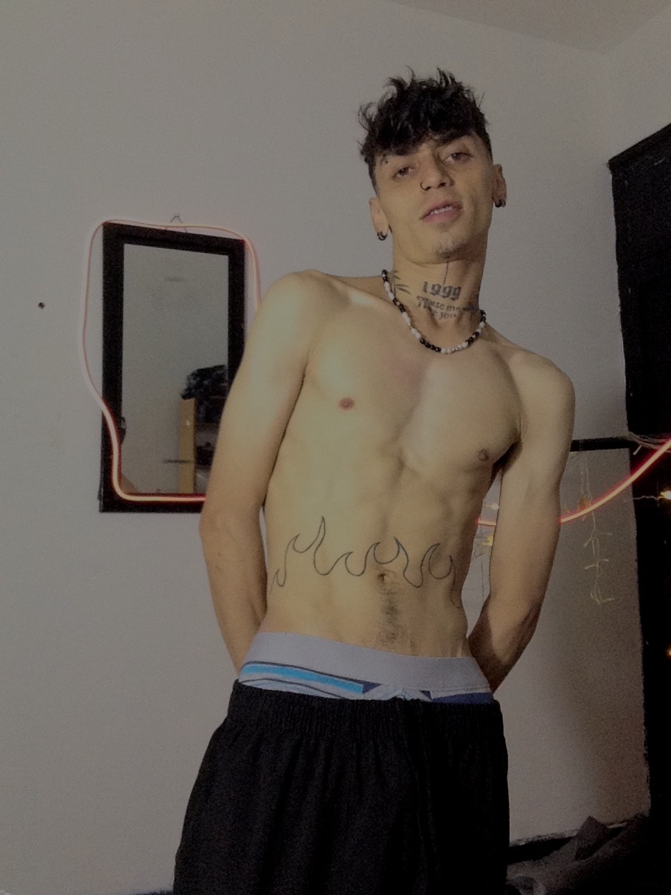 ALEJO_GREYX