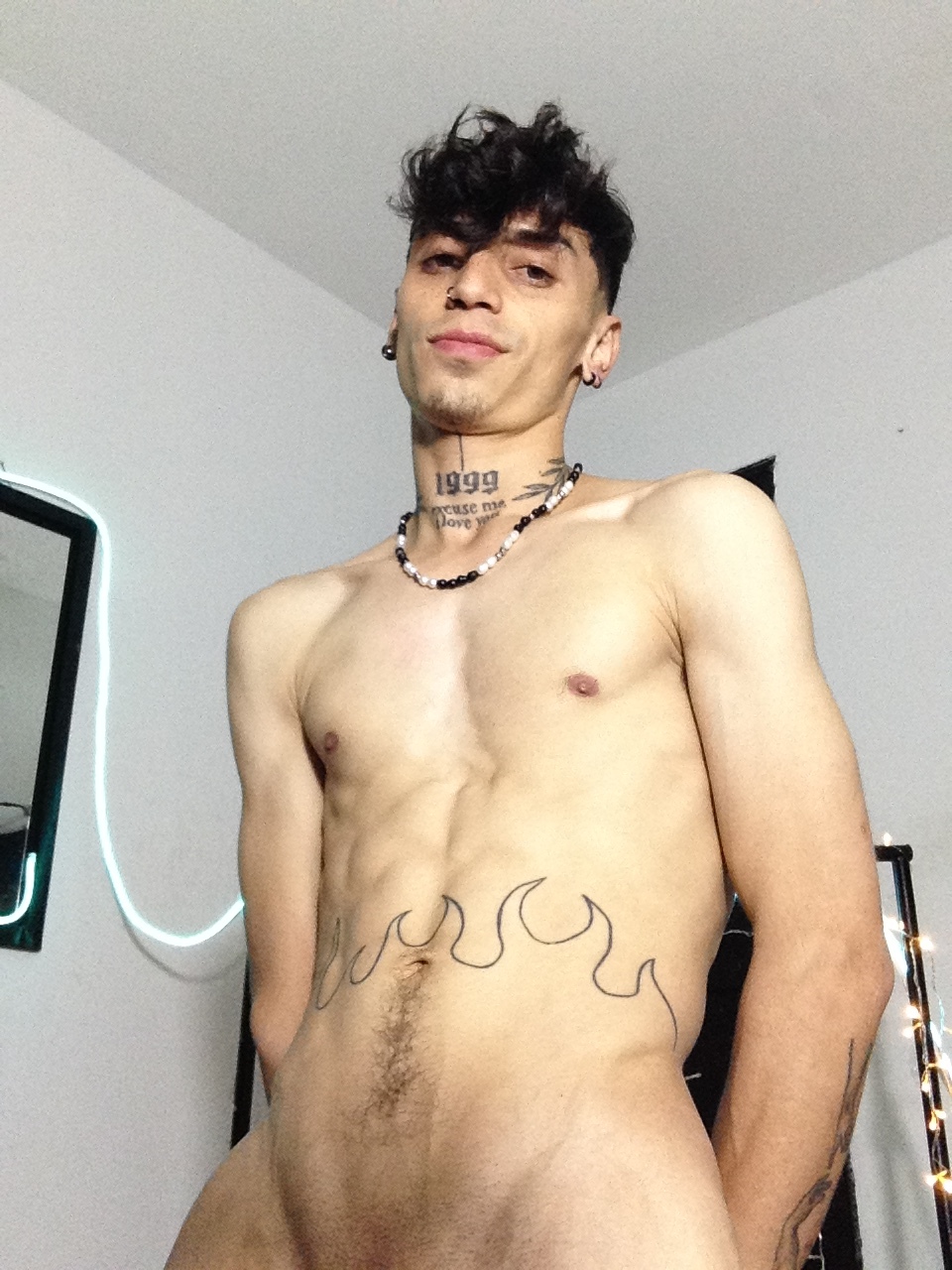 ALEJO_GREYX