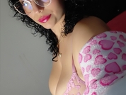 curly_sarah pic