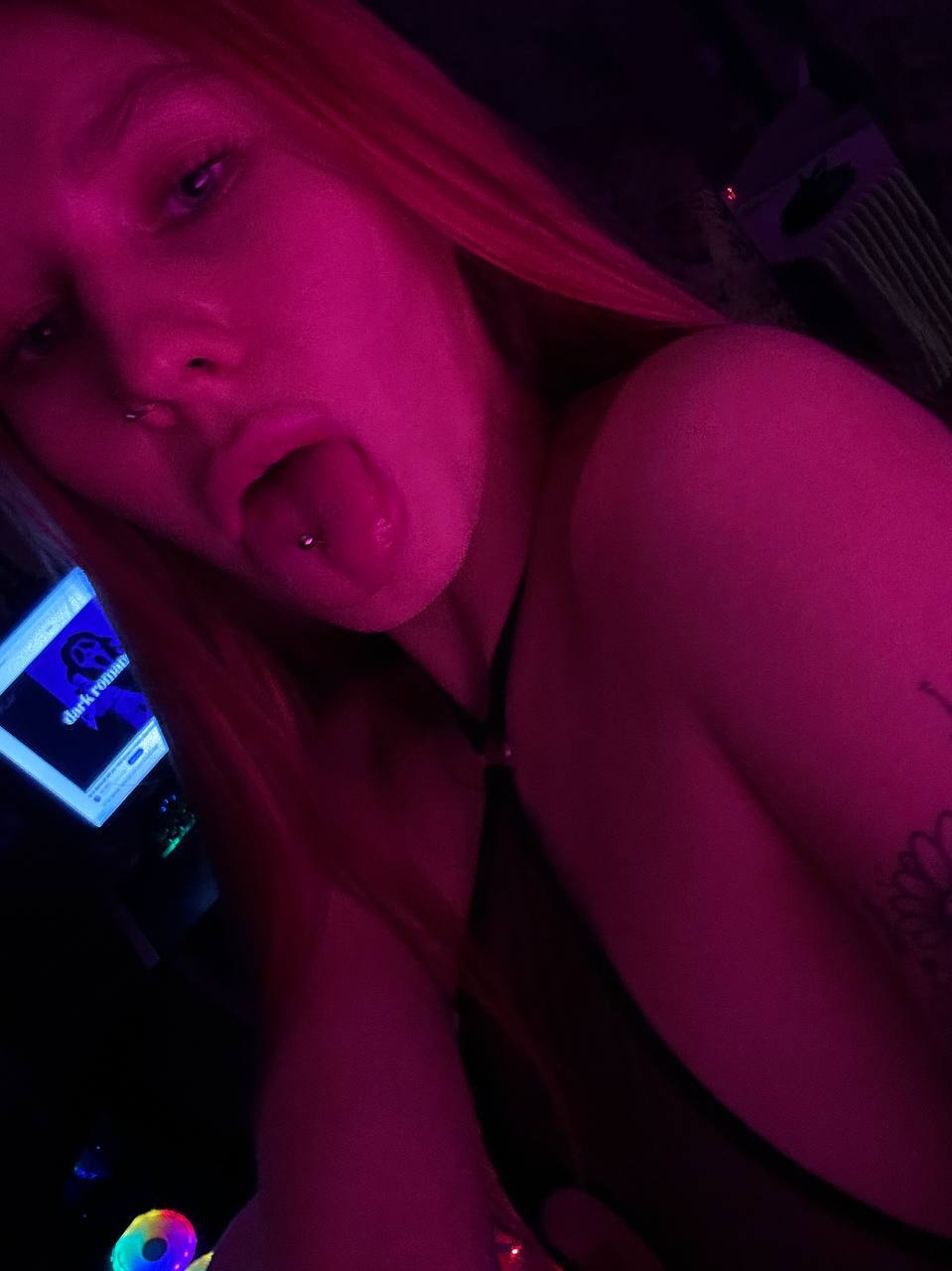 juliapowers from Jerkmate