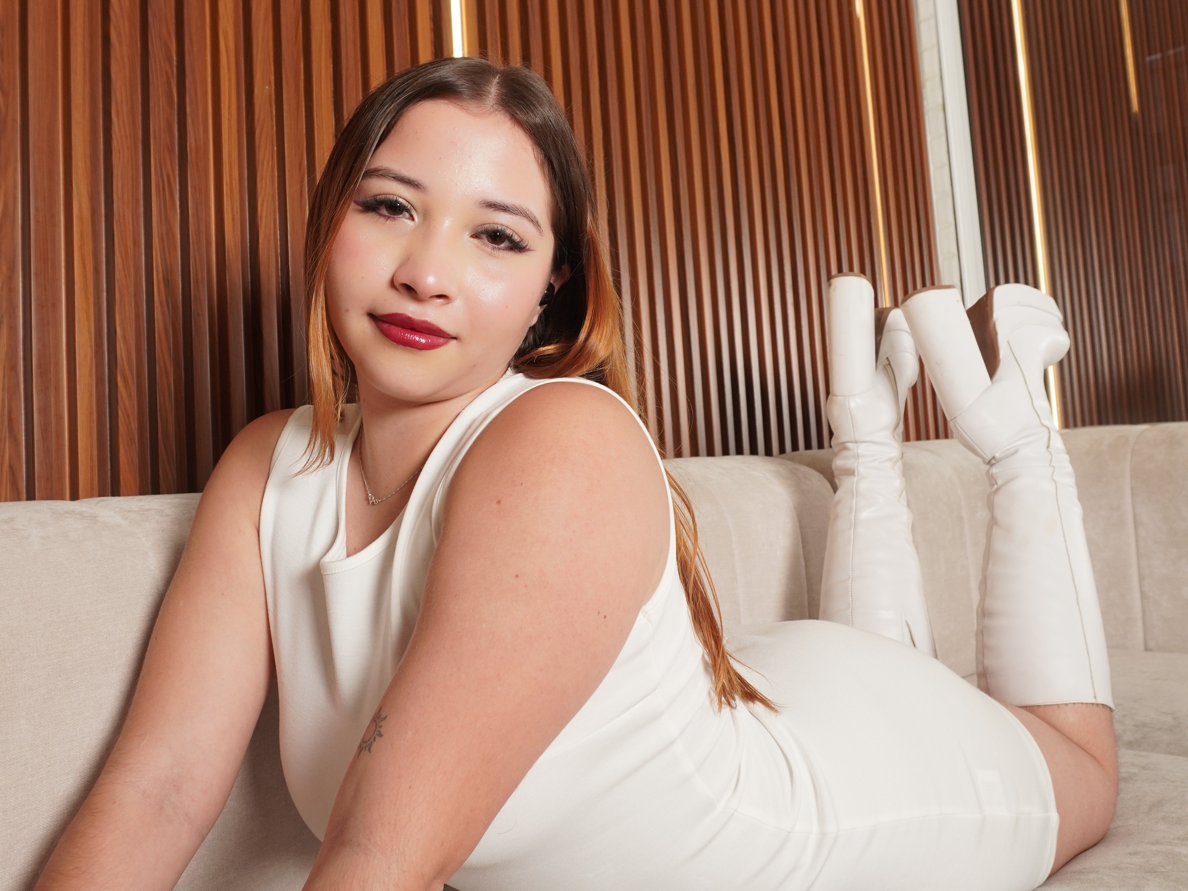 aliciiawhite picture 6