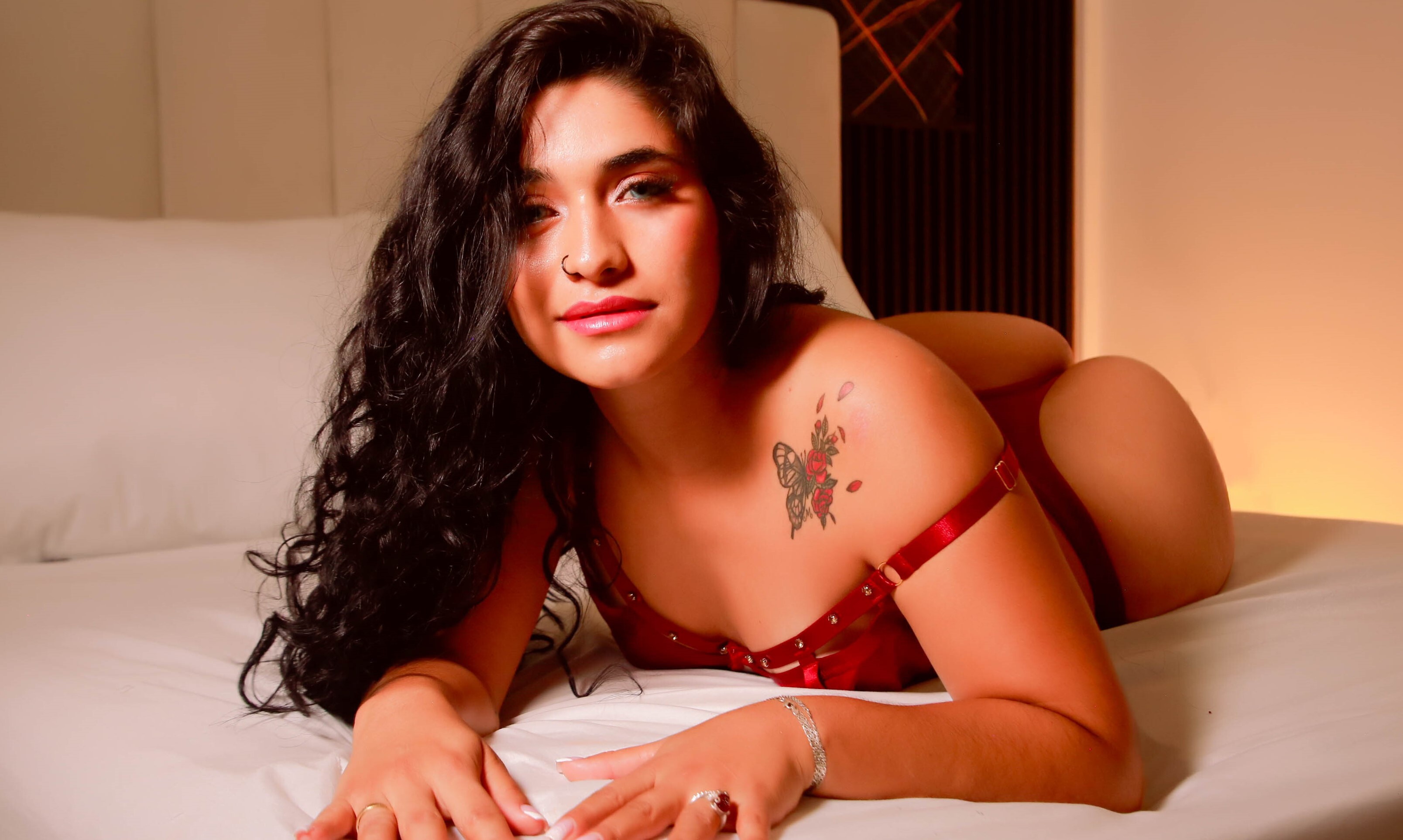 maraandsaray from Jerkmate