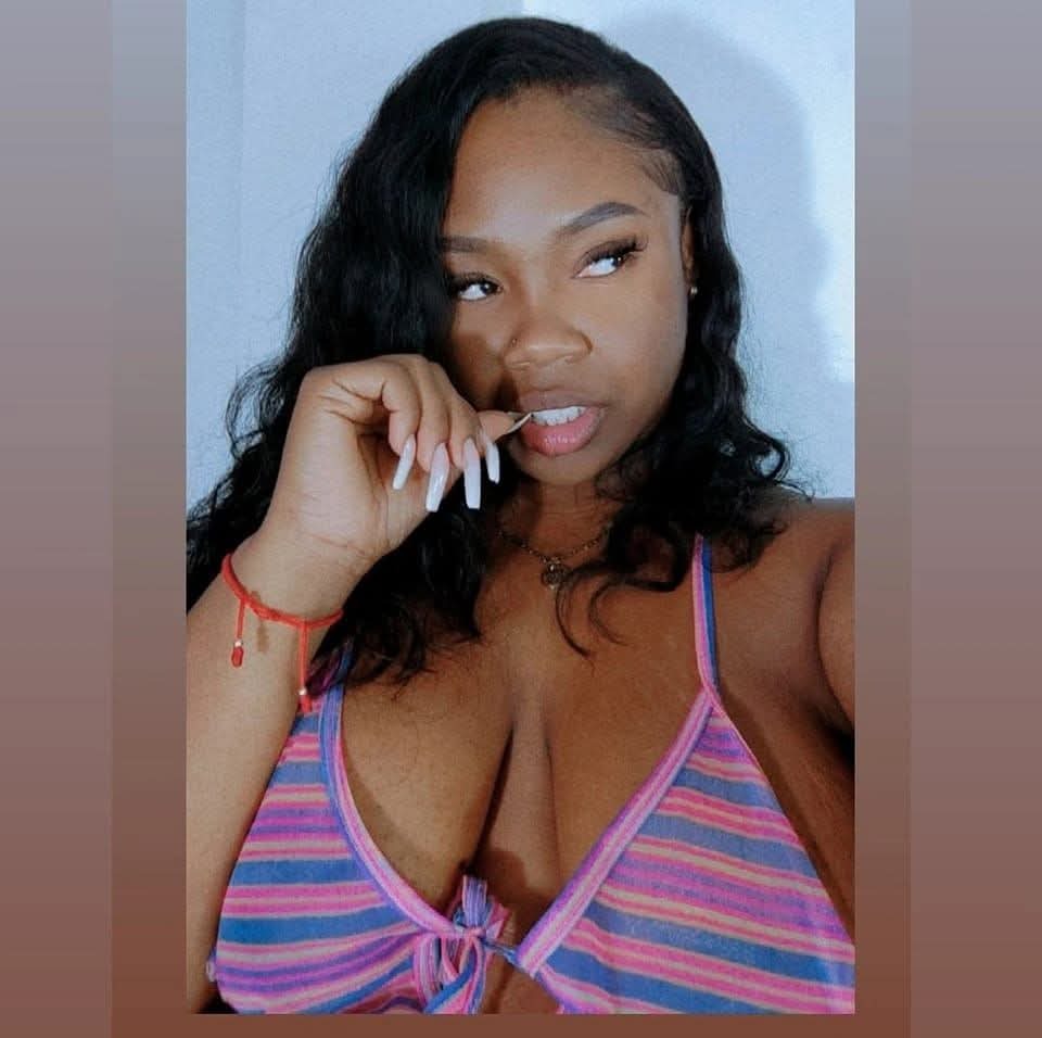 melanny_burgos
