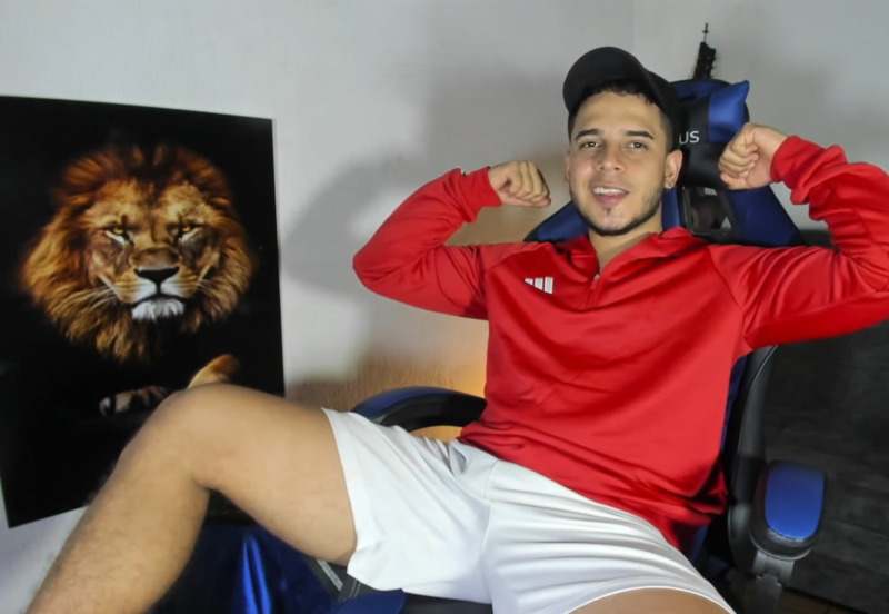 alexwoll18 from Jerkmate