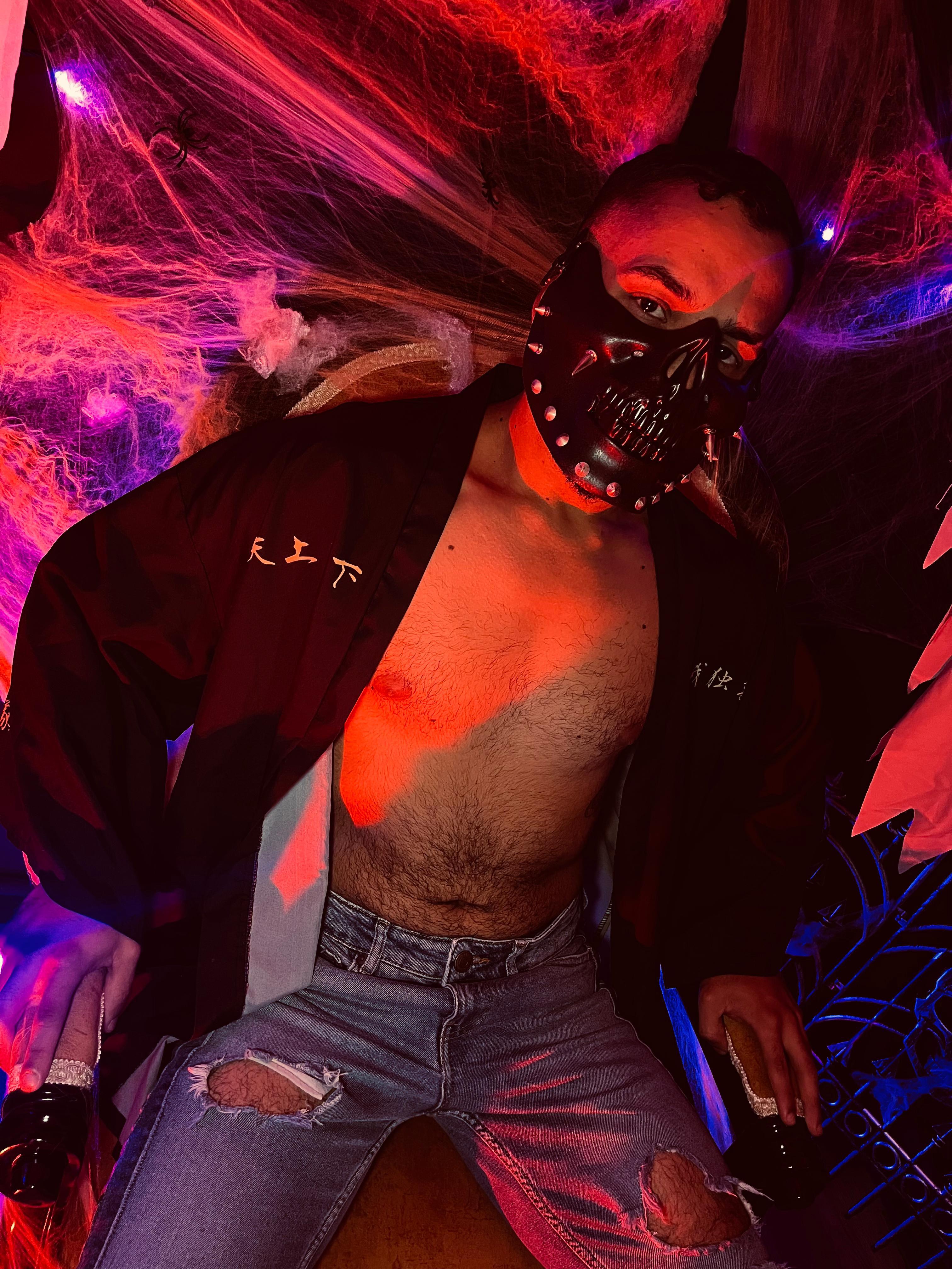 lobo_sex21 from Jerkmate