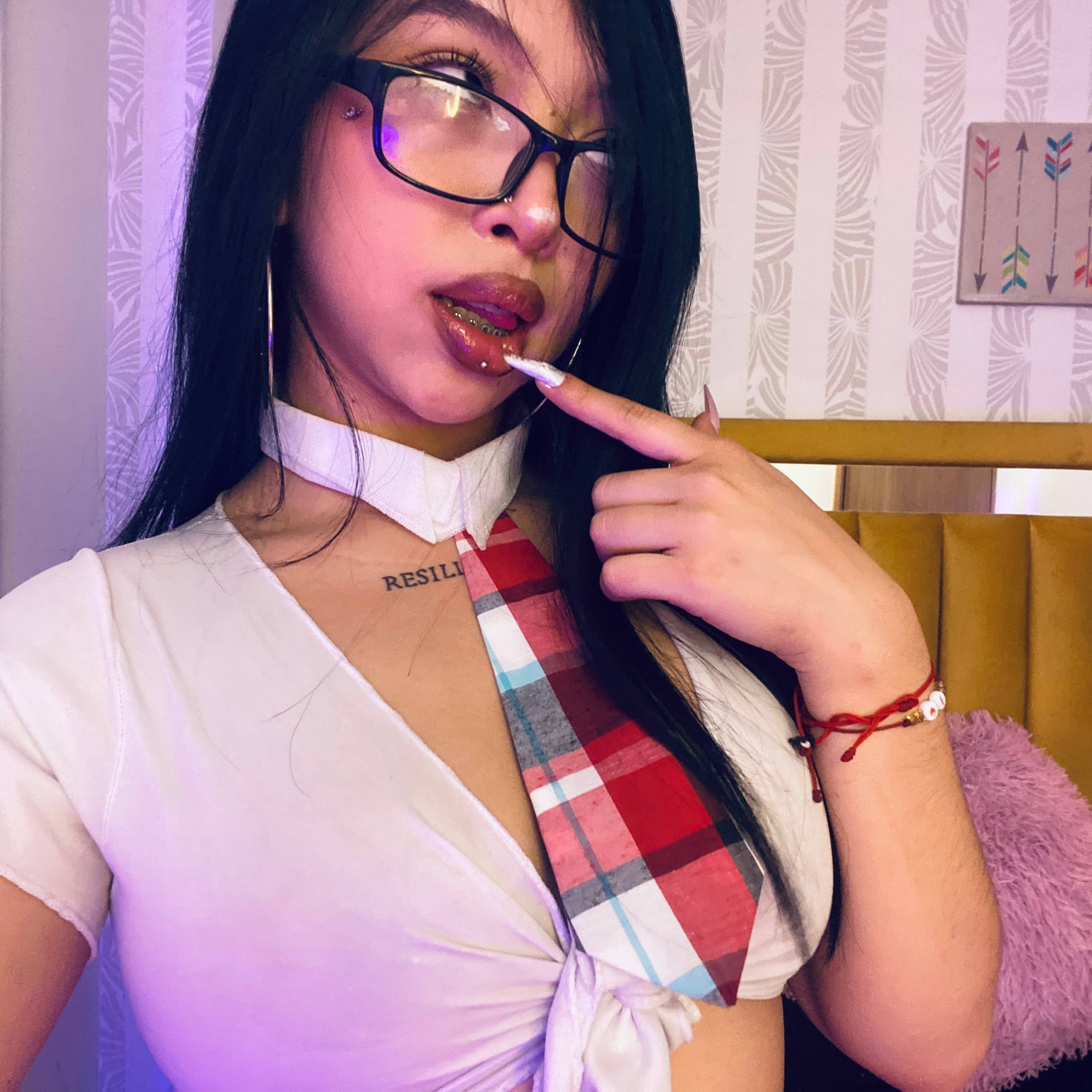 courtnnymaison from Jerkmate