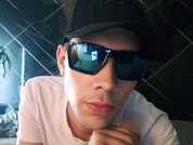 Alex900