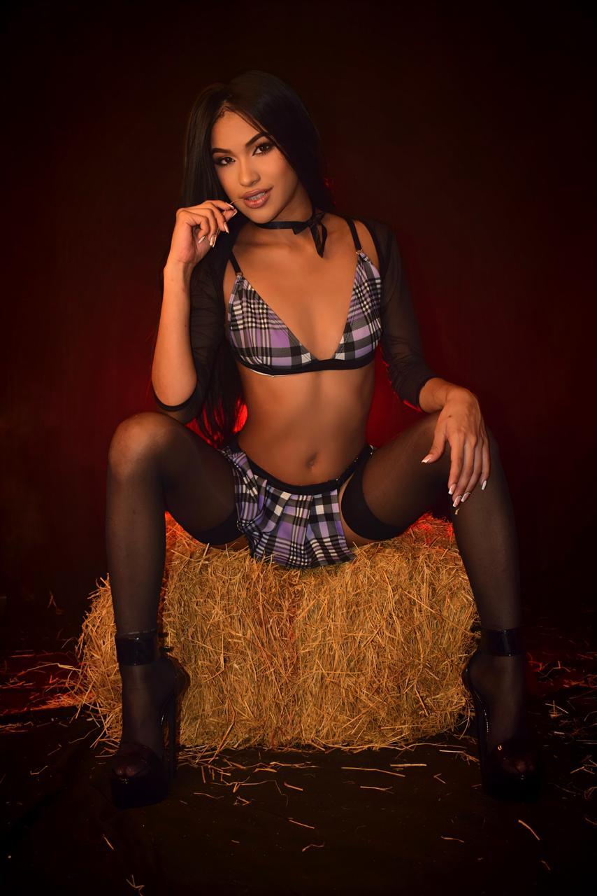 Elettra_bennet