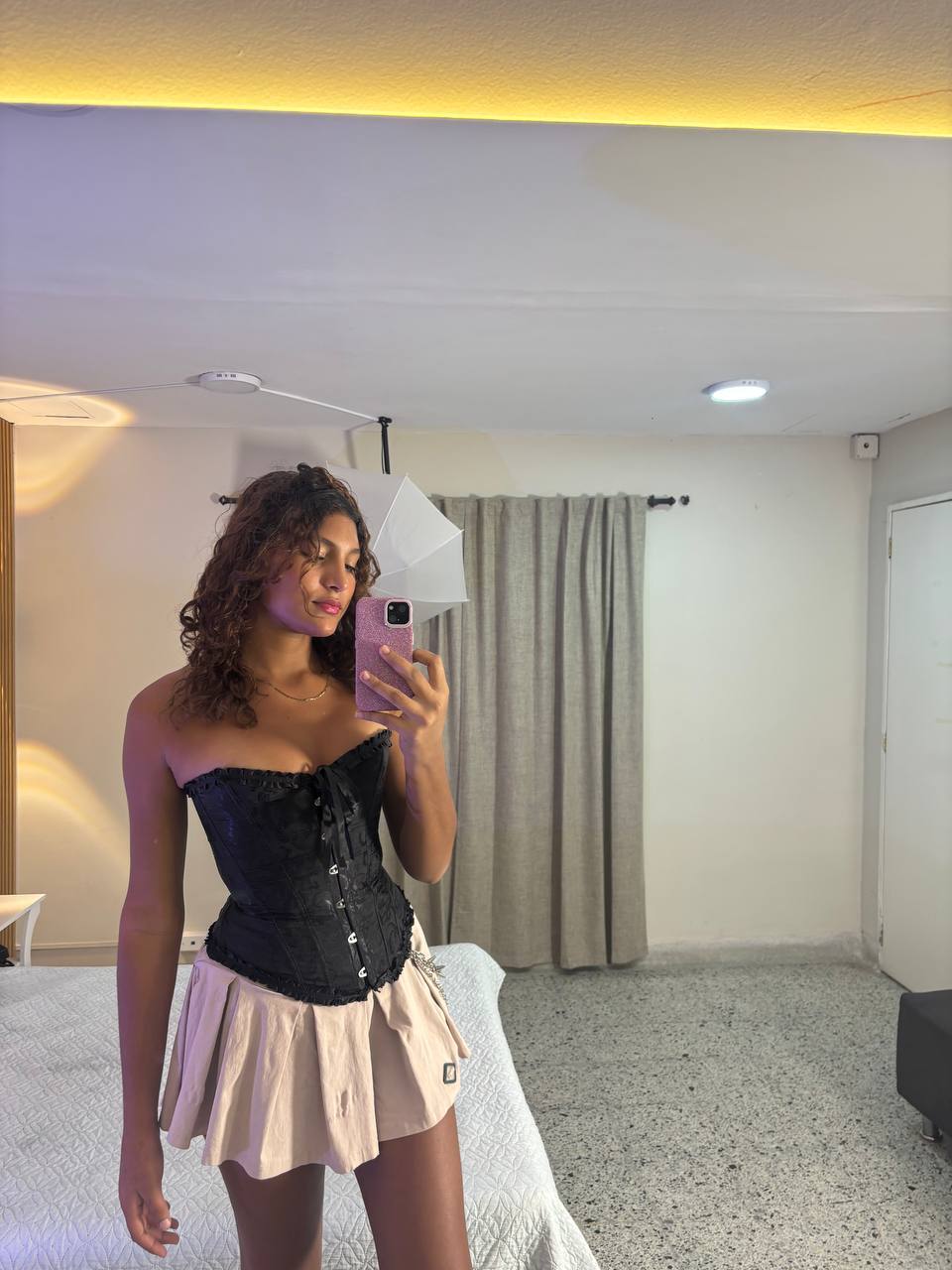 megannfix67 picture 3