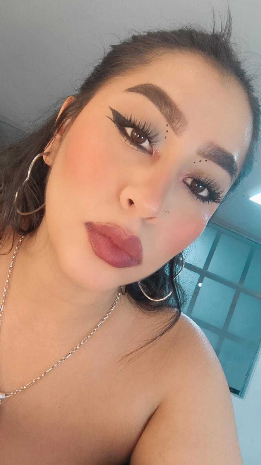 carolinaarias from Jerkmate