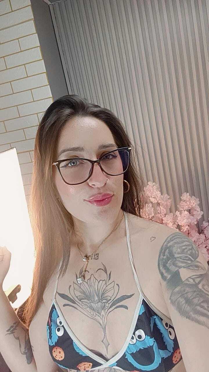 velvetgreen from Jerkmate