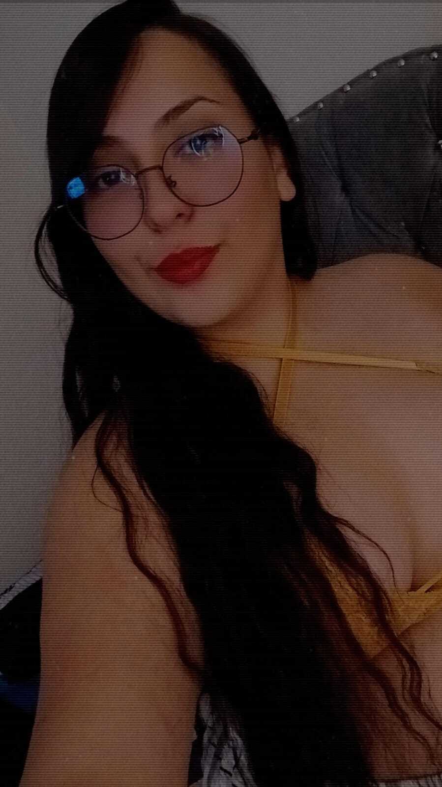 roxanerosee from Jerkmate