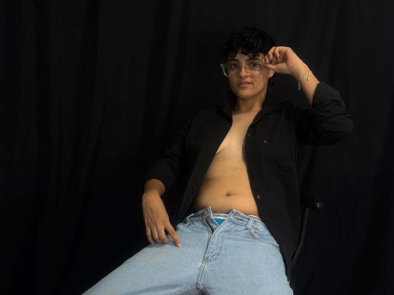 dakotaj from Jerkmate