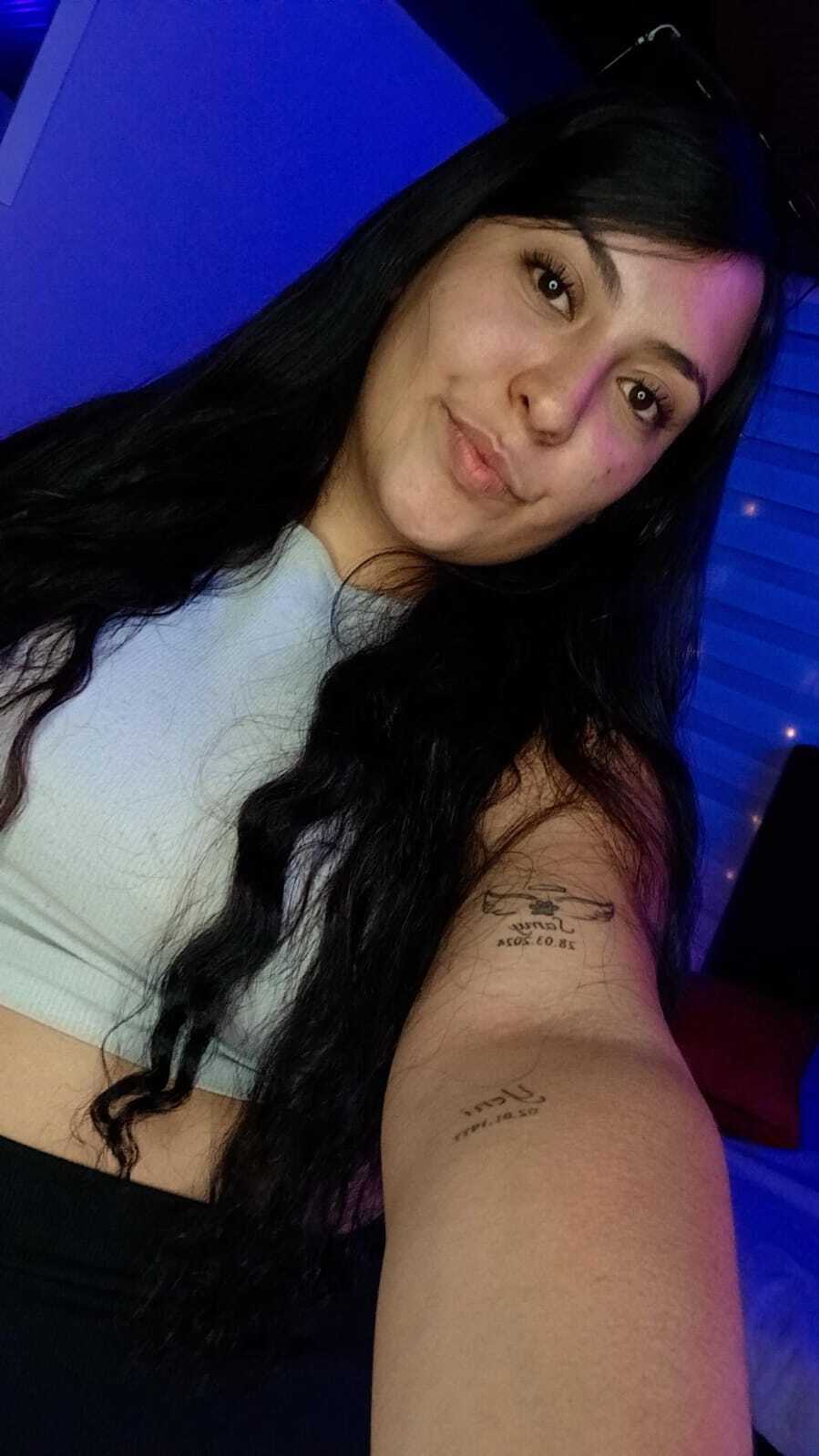 roxanerosee from Jerkmate