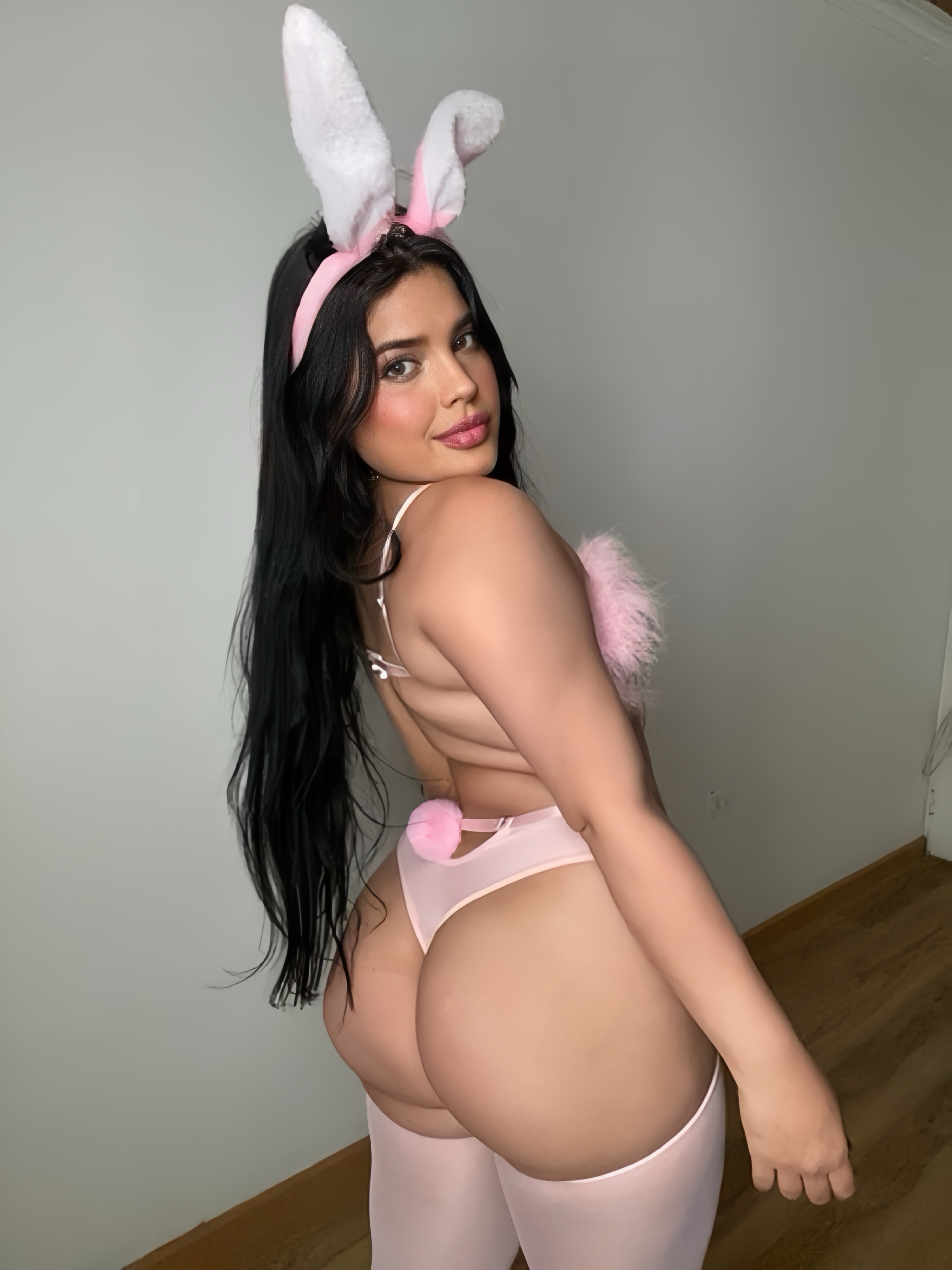 maxinekinky from Jerkmate