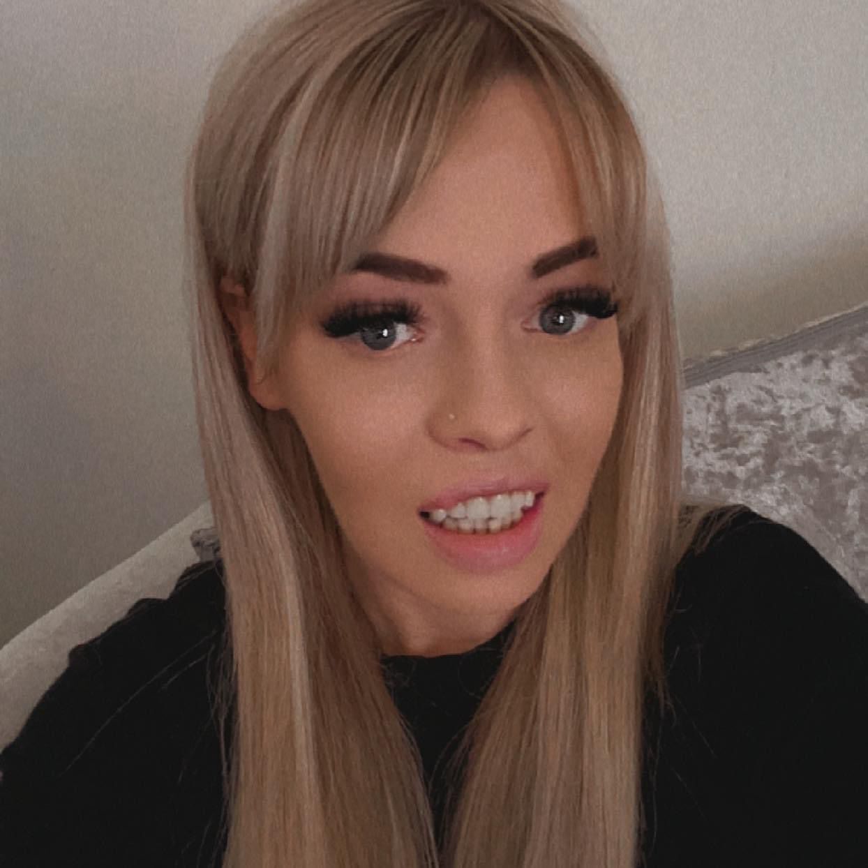 unfaithful_bella from Jerkmate