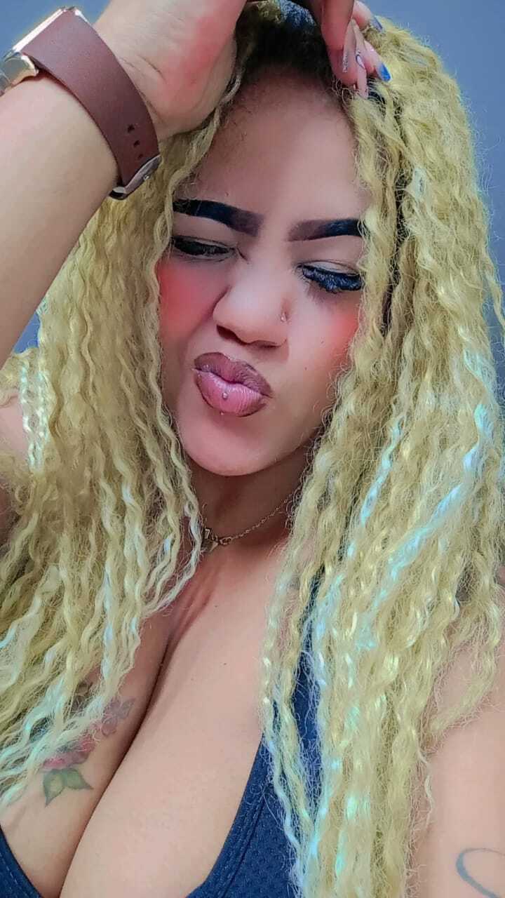 gisell_bigboobs from Jerkmate