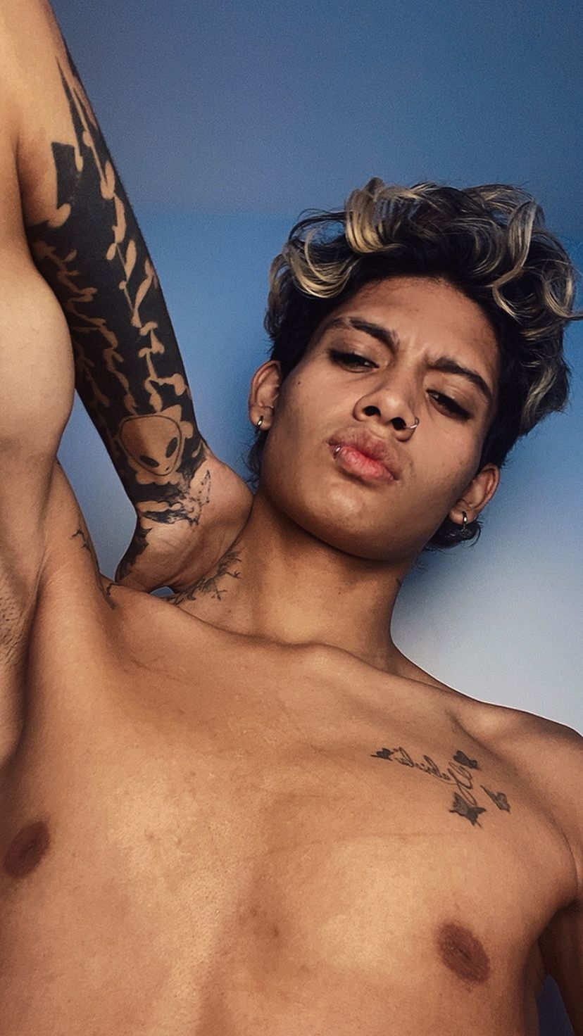 massimoalessandro from Jerkmate
