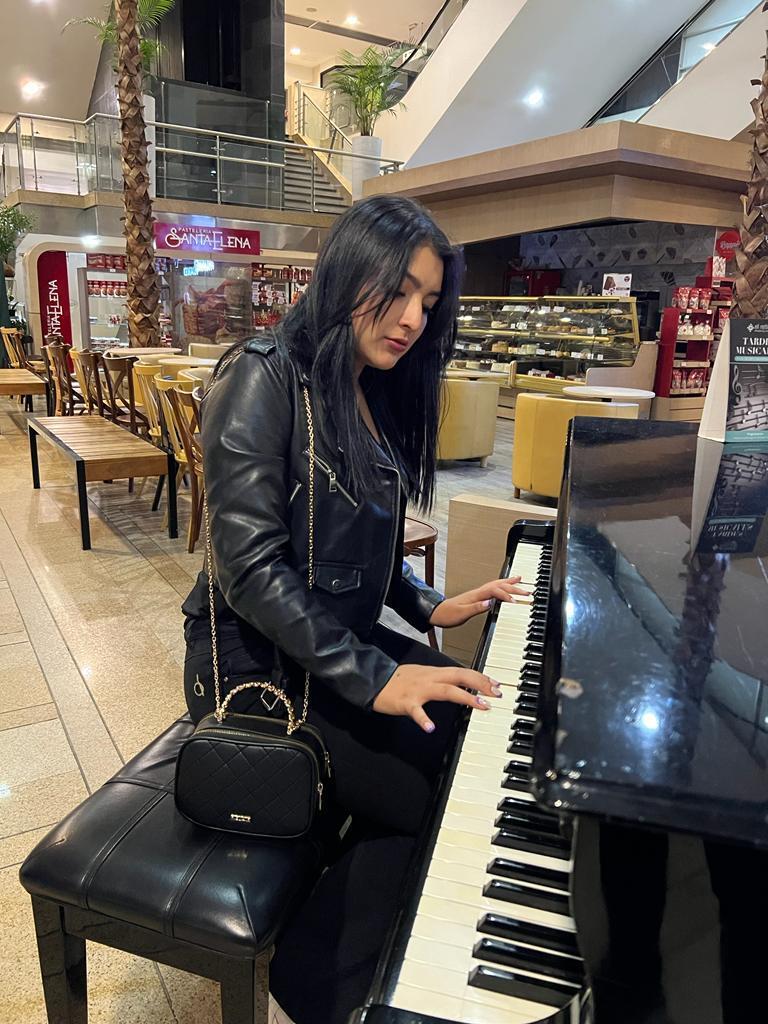 lexy_gomez from Jerkmate